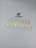 Ciseaux professionnels pour cuticules et ongles en or 24 carats, acier à haute teneur en carbone avec logo personnalisé, lame incurvée, ciseaux de manucure