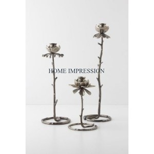 Travail martelé en métal 2 pièces centres de table bougeoirs ensemble de 2 bougeoirs ronds de luxe faits à la main au prix de gros - Product Image 4