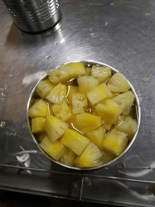 Piña Enlatada, Piña Fresca Enlatada en Rodajas Enteras de Vietnam - Product Image 4