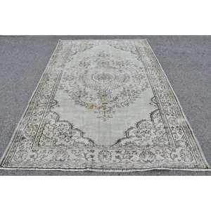 Tapis vintage vert beige 6,1x9,4 pieds Tapis turcs - Product Image 1