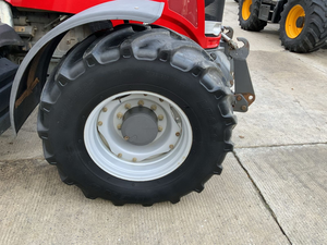 Tracteur agricole Massey Ferguson 7620 DYNA 6, tracteur haute performance 4x4, utilisation agricole, tracteurs disponibles pour l'exportation mondiale - Product Image 5