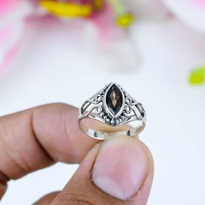 Bague fine en argent sterling 925 faite à la main Vintage plaqué argent Marquise Cut Gemstone Smokey Gemstone Bezel Setting Trendy Design - Product Image 1