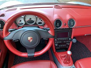 Offre exceptionnelle : Porsche Boxster S d'occasion 2011, propre et prête à être expédiée - Product Image 2