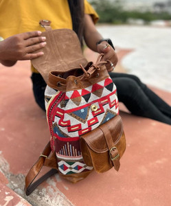 Sac à dos fait main en cuir Jacquard Offre Spéciale sac à dos en cuir véritable sac unisexe multi-usages nouveau design produit en vrac en gros - Product Image 5