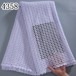 4358 blanc africain Guipure cordon dentelle tissus 2025 haute qualité <span class=keywords><strong>Soluble</strong></span> dans l'eau dentelle tissu broderie pour les femmes robes de mariée - Product Image 1