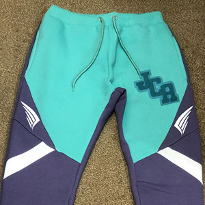 Pantalons en coton de marque OEM avec logo personnalisé Pantalons pour hommes Offre Spéciale au design uni Pantalons cargo délavés pour garçons - Product Image 4