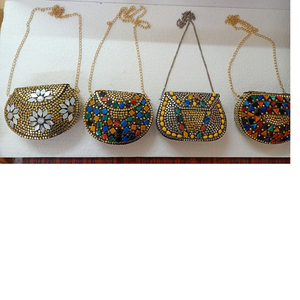Bolsas de metal de mosaico hechas a medida con piedra, fregona y adornos de resina ideales para reventa en tiendas de accesorios de moda - Product Image 1
