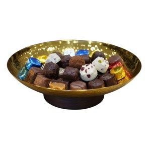 Ensemble de 2 bols de service décoratifs en laiton martelé finition or, bols à bonbons, à chocolat, à collations en métal pour la décoration de la maison et la vaisselle - Product Image 2