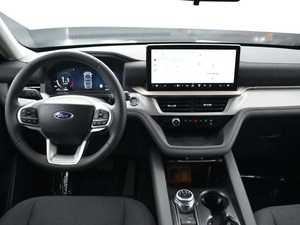 USADO Ford Explorer Active RWD 2024 con ACC, Neumáticos R18, Asientos de Tela con Interior Oscuro, Sin Accidentes, En Buen Estado - Product Image 4