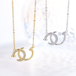 S925 collana in argento Sterling doppio C semplice in Versatile pieno diamante ciondolo per <span class=keywords><strong>unghie</strong></span> di lusso alla moda catena corta per clavicola - Product Image 2