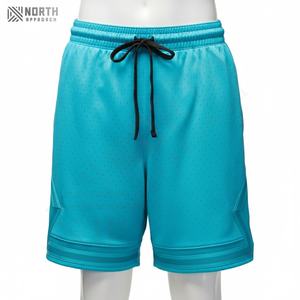 Shorts de sport en mesh avec logo personnalisé, shorts d'entraînement en gros, shorts d'entraînement personnalisés pour hommes, shorts de sport de fitness, shorts de sport en mesh de haute qualité - Product Image 1