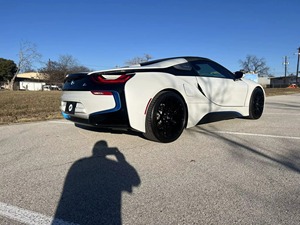 BMW I8 Roadster Convertible 2020, Certificado, Seminuevo, Transmisión Automática, Motor Turbo, Tracción en las Cuatro Ruedas, Asientos de Cuero, R18, ACC, Volante a la Izquierda - Product Image 3