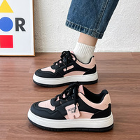 Baskets plateforme noires et blanches pour femmes, Nouveauté 2026, Populaires, Automne, Polyvalentes, Décontractées pour étudiantes, Chaussures à semelle compensée, En stock à l'étranger