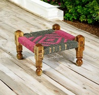 Tabouret repose-pieds léger en bois naturel tressé, artisanal, traditionnel, écologique, gain de place, idéal pour appartement