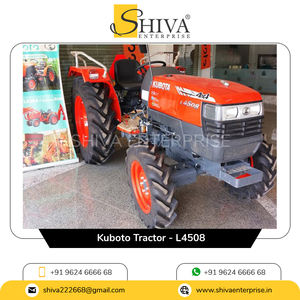 Kubota L4508 45HP 2197CC Capacidad del motor Tractor de granja 4x4 Mini tractor para la Agricultura Eficiente y excelente rendimiento - Product Image 5