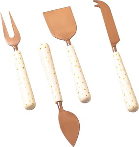 Couteau à beurre en acier inoxydable 3 en 1 Gadgets de cuisine Râpe à fromage avec bord dentelé Argenterie Fourchettes - Product Image 3