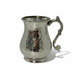 Carafe vintage à pieds en cuivre avec tasse à babeurre - Product Image 6