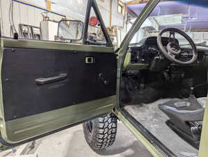 รถยนต์มือสองคุณภาพดีราคาประหยัด ปี 1979 โตโยต้า ปิ๊กอัพ พวงมาลัยซ้าย - Product Image 2