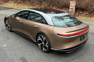 2022 แอร์ ดรีม อิดิชั่น เพอร์ฟอร์แมนซ์ ~4,400 ไมล์, 1,111 แรงม้า, ระบบขับเคลื่อนสี่ล้อแบบมอเตอร์คู่, ไม่ได้ดัดแปลง - Product Image 3