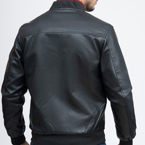 Chaqueta de Cuero Personalizable al por Mayor, Negra, de Manga Larga, con Ribete de PU, 100% de Alta Calidad, Corte Ajustado Regular, Informal, para Invierno - Product Image 4