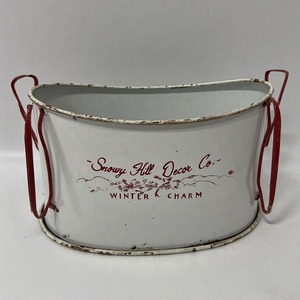 Maceta de pino dorado con encanto rústico clásico perfecto para verduras de Navidad y esquinas de jardín en estaciones de clima frío - Product Image 2