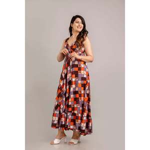 SHKUP1368 Robe maxi ajustée et évasée sans manches à imprimé multi-géométrique - Product Image 3