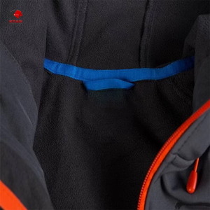 Chaqueta Softshell Personalizada Ryan Pro Gear para Hombre, Tejido Cómodo y Transpirable con Logotipo Personalizado - Product Image 5