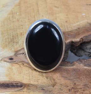 แหวนเงินแท้ 925 รูปไข่ ประดับพลอยออนิกซ์สีดำธรรมชาติ สไตล์โบฮีเมียน ทำมือ ของขวัญสำหรับงานแต่งงานหรืองานเลี้ยง ประจำเดือนธันวาคม - Product Image 2