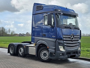 Tracteur Routier Midlift Actros 2545 LS Moteur 12.8L 450CV 6x2 Euro 6 Cabine StreamSpace Logistique Efficace - Product Image 4