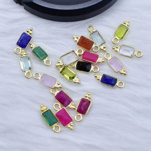 Pendentif unique à fermoir en pierre de quartz rose, forme rectangulaire, en laiton, 8 à 10 mm, prix de gros et MANGALMAY CORPORATION - Product Image 4