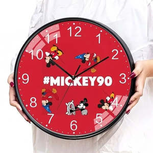 Horloge murale en quartz à face unique Disney Mickey en plastique - Product Image 1