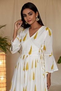 Traje Angrakha con estampado de ciprés amarillo de alta calidad, pantalones Kurti de seda con estilo indio para mujer, Salwar indio para adultos - Product Image 3