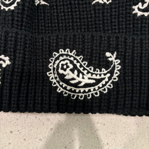 Gorro de Punto de Invierno con Logotipo Personalizado de Diseño Nuevo 2025 para Hombre y Mujer - Product Image 2