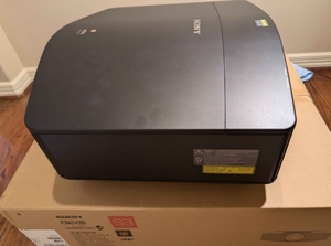 TopSales VPL-VW915ES 4K H-D-R <b>Projector</b> - Product Image 3