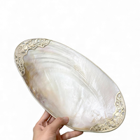 Luxe parelmoer bord voor decoratieve tafelsetting en dineren, afkomstig uit Vietnam