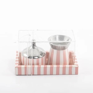 Brûleur d'encens décoratif en métal et à vadrouille sur le thème spirituel pour offrir un autel à la maison ou une salle de méditation avec fini antique - Product Image 6