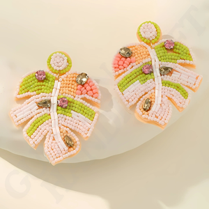 Pendientes de gota de moda llamativos de piña Rosa hechos a mano para niñas, cuentas de semillas de cristal ligeras, accesorios de inspiración tropical - Product Image 2
