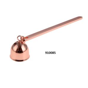 Fabricante de latón Cast Metal Gold Candle Snuffer - Product Image 4