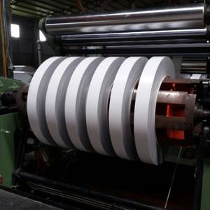 Bandes d'aluminium pré-revêtues, couleur unie, rainure de découpe - Product Image 1