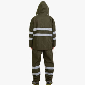 Traje de lluvia impermeable con chaqueta con capucha y conjunto de pantalones para trabajo al aire libre o protección de viaje - Product Image 3