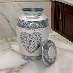 Urna Funeraria Clásica Plateada con Grabado de Corazón, Urna de Metal de Aleación Blanca para Cenizas de Adultos o Mascotas, Urnas Decorativas de Metal para Entierro - Product Image 6