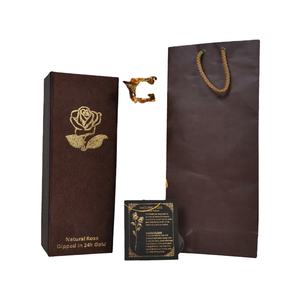 Rosa Roja Natural Bañada en Oro de 24k con Caja de Regalo, Rosa con Hoja de Oro Puro de 24K, Decorativa para Pintar - Product Image 3