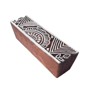 Timbre décoratif en bois à usage domestique élégant et élégant - Product Image 3