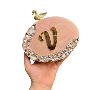 Sac à main à pochette en résine époxy au design unique Sacs à main de luxe à la mode pour l'habillage des femmes - Product Image 1