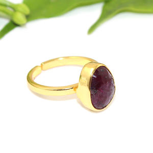 Mode bohème 24k plaqué or jaune pierre d'améthyste naturelle pierre unique bague classique en gros bijoux en laiton pour femmes - Product Image 1