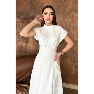 Robe blanche avec buste froncé - Blanc - Product Image 3