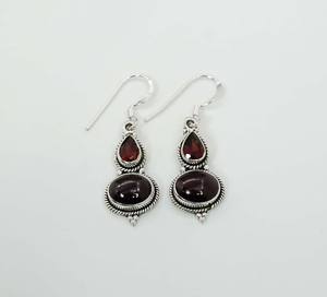 Boucles d'oreilles en argent sterling 925 massif avec grenat rouge, pierre de naissance du mois de janvier, deux pierres, pour femmes, à porter tous les jours - Product Image 2