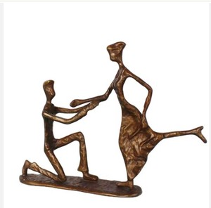 Acheter Love Sculptures Nickelé Taille Standard & Aluminium & Sculptures de base en bois à vendre par les exportateurs - Product Image 6