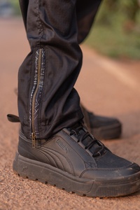 กางเกงคาร์โก้ผู้ชาย ฤดูใบไม้ผลิ/ฤดูร้อน ปี 2025 คุณภาพสูง รับทำโลโก้ สไตล์ลำลอง ดีไซน์ใหม่ เอวกลาง ทรงตรง บริการ OEM พร้อมให้บริการ - Product Image 3