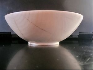 Cuenco para servir lineal de madera natural hecho a mano Craft Emporium, utensilios de cocina biodegradables y desechables - Product Image 2